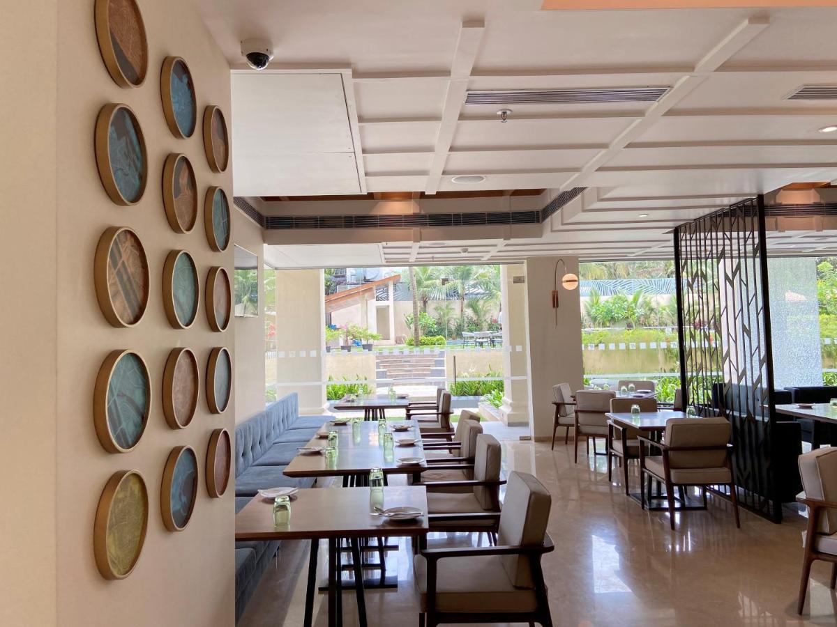 Holiday Inn Goa Candolim Eksteriør billede